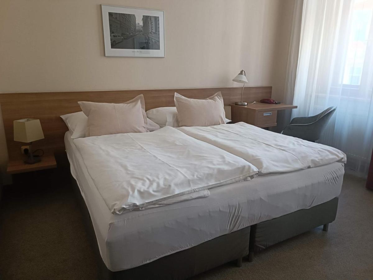 Hotel Rezidence Dlouha 17 Praga Zewnętrze zdjęcie